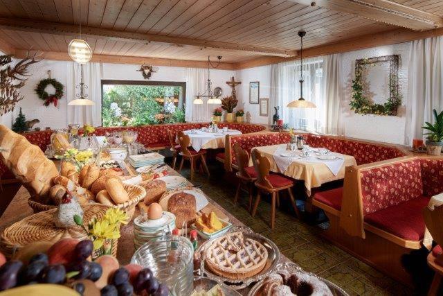 Gaestehaus Kastenhof 상트조한임퐁가우 외부 사진