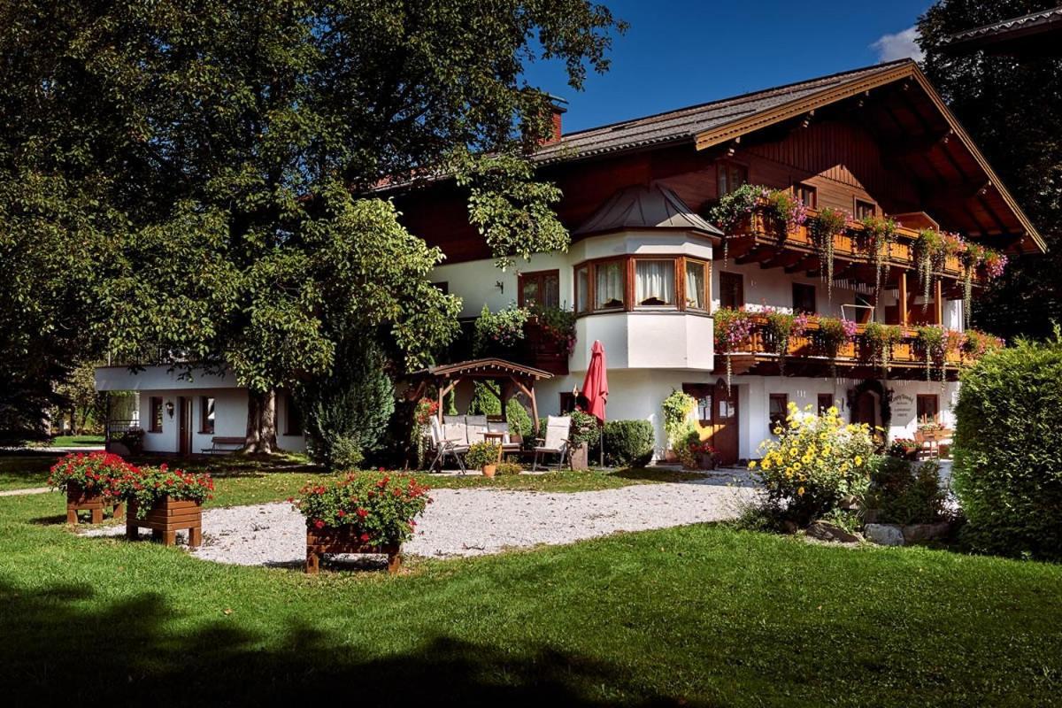 Gaestehaus Kastenhof 상트조한임퐁가우 외부 사진