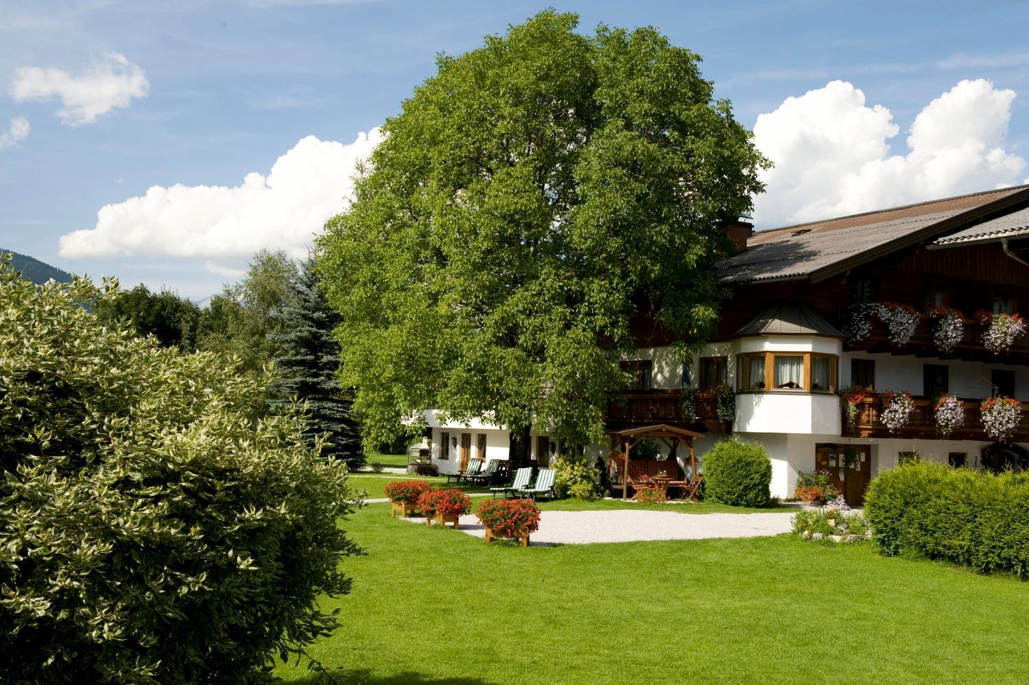 Gaestehaus Kastenhof 상트조한임퐁가우 외부 사진